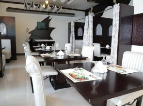 Отель The Park Hotel Formerly Al Jawhara Gardens