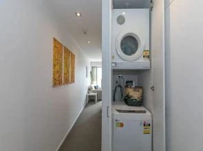 Relaxing Apartment w/ Balcony, Gym and Parking!