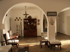 Armadoros Hotel Ios Backpackers