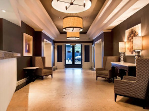 Отель Amsterdam Court