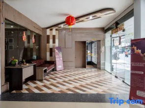 Tripletree Majestiq Hotel