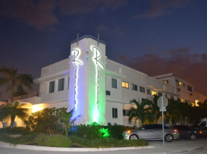 Royal Palms Resort & Spa