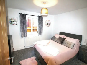 2 Bed Bungalow - Enclosed Garden - Wheel Chair Acc
