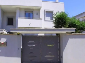Cesari Home