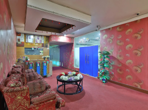 Moon Valley Hotel Apartments