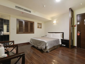 Kaja Hotel