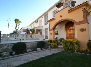 Casa Alonso PinzÃ³n  - 111D