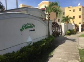 Total New!! Exclusive!! Apt At Paradise V .