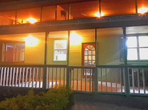 Pinard's Mountain Resort- Cottage 9