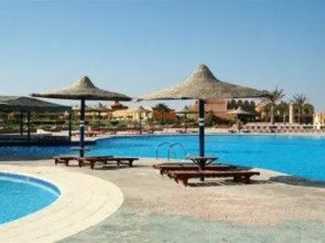 Carnelia Beach Resort