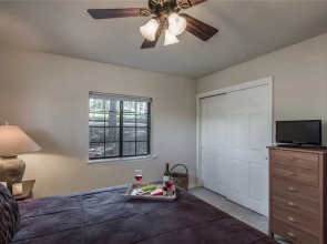 Alpine Village Cabin 100 - Four Bedroom Cabin