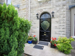 Riverdale House B&B