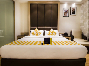 FabHotel V Hotel Hazratganj