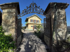 VILLA BELVEDERE D'AJACCIO, VILLA ENTIERE VUE MER POUR 2 à 10 VOYAGEURS