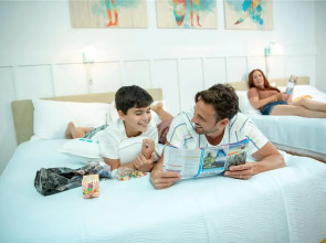 Universal's Endless Summer Resort - Surfside Inn and Suites