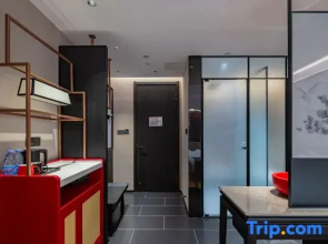 Chule Palace Cultural Themed Hotel (Yichang East Railway Station)