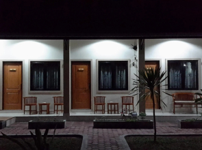 Whiterose Guesthouse