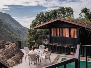 Ella Deck Resort