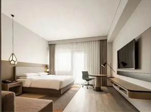 Yunbo Light House Hotel (Quanzhou Jinjiang Wudian City Airport)