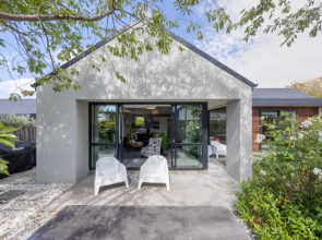 OLST33A - Old Station Retreat