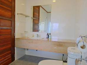 Mam Kai Bae Beach Resort