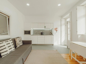 Porto Modern Downtown Apartment E