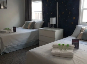 Crestview Guest House