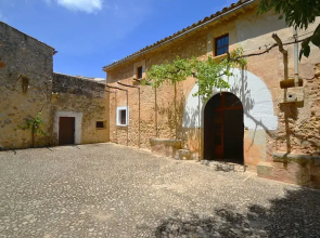 Villa in Buger With Pool and Scenic Views