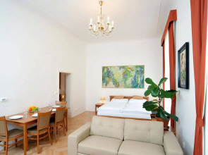 Boutique Residence by Little King