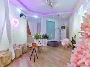 Chongqing Yuzhong·Nine Pier· Locals Apartment 00160140