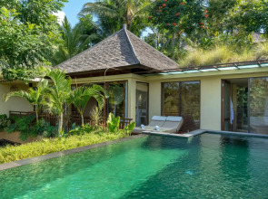 Курорт Komaneka at Tanggayuda