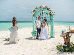 Omadhoo Coral View Inn
