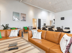 5 Star Holiday Home in Hals