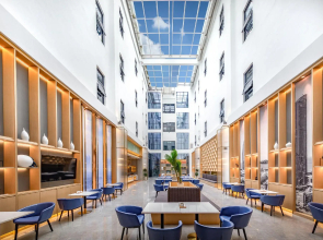 Atour Hotel Xiamen Jimeihu Business Center