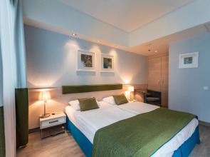 Atrium Fashion Hotel