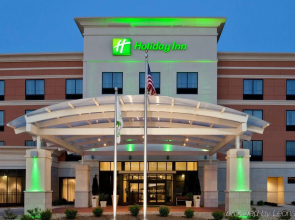 Holiday Inn St. Louis Fairview Heights by IHG