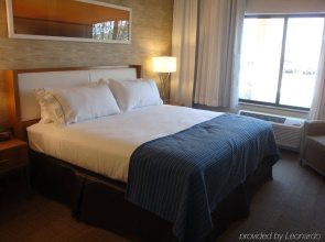 Holiday Inn Express & Suites Pocatello by IHG