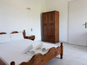 Amarandos Studios Rooms & Apartments