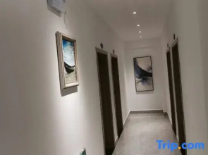 Zhaotong Yining Hotel