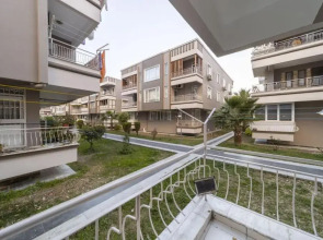 Vibrant Flat With Lovely Balcony in Muratpasa