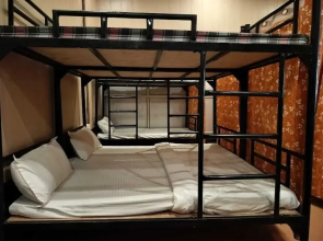 High Class Bhojnalaya and Dormitory