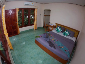 Adang Sea Eco-Village SUNSET