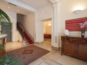 Laurentia Hotel