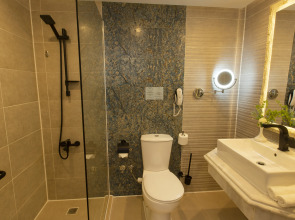 Amwaj Oyoun Resort & Casino