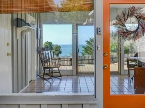 Surf Watch 3 Bedroom Home by RedAwning