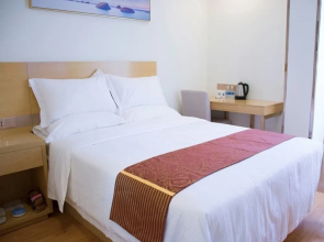 GreenTree Alliance Sanya First Market Hotel