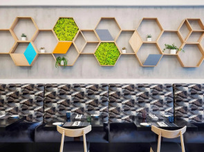 Отель ibis Deira Creekside Dubai