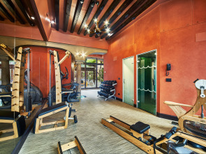 Отель Saturnia & International