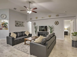 Heated Pool & Spa, 4 Mi to Beach: Seminole Home