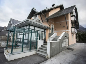 Apartment Panj